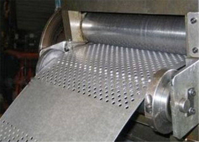 Customized Galvanized Perforated Metal Mesh Cladding Panels Multi Hole Pattern