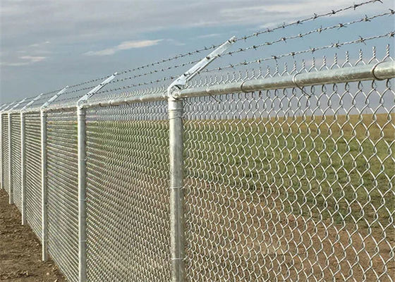 Hot Dipped Galvanized Security Chain Link Fencing 4FT 5FT With Barbed Razor Wire