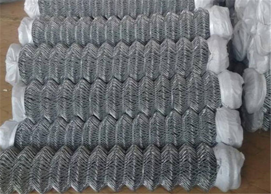 Silver Chain Link Fence Fabric 50x50mm Weave Hot Galvanized Steel Wire For Engineering