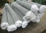 6' High Diamond Shape Chain Link Fence Fabric With Barbed Wire Installation