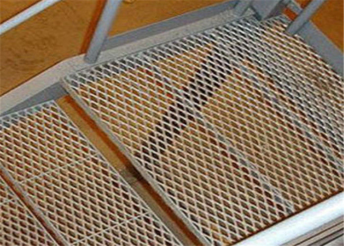 Durable Stainless Steel Expanded Metal Mesh Staircase Non - Slip Steel Mesh