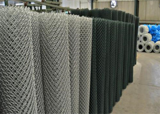 1"- 4" Chain Link Fence Fabric Aperture And Galvanized Iron Wire Material 9 Gauge